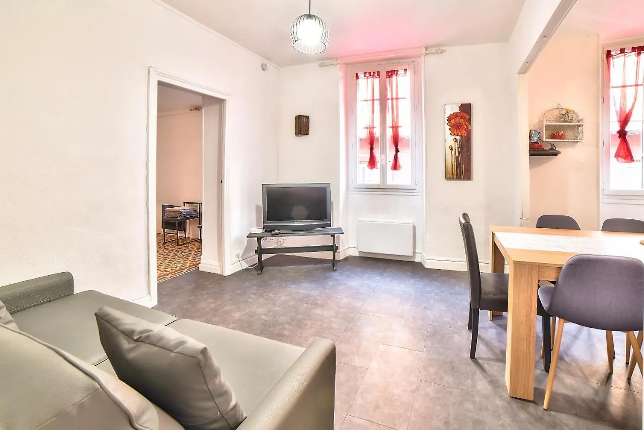 Appartement Dans Le Vieux Nice Apartment